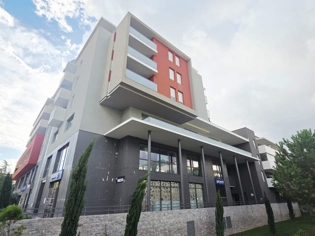 Local professionnel au cœur d’un pôle médical   Nice Ouest — photo du bien
