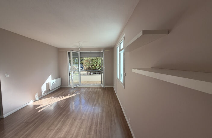 T3 - Rez de chaussée et garage - Quartier CCI — photo 2