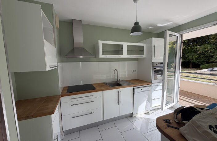 T3 - Rez de chaussée et garage - Quartier CCI — photo 4