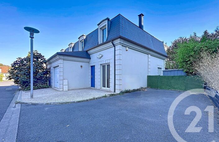 Vente maison 4 pièces 99 m² Thiais (94320) — photo 2