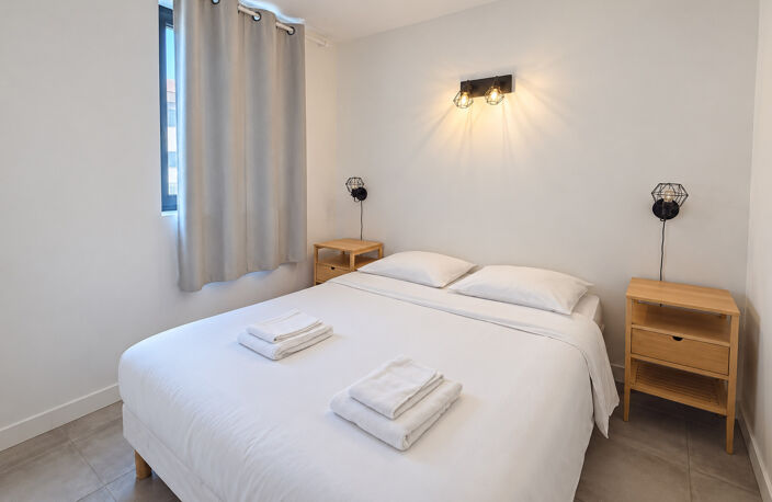 CANNES PROCHE BANANE RARE  ! T2 28 M2 REFAIT À NEUF ÉTAGE ÉL — photo 5