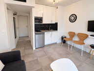 CANNES PROCHE BANANE RARE  ! T2 28 M2 REFAIT À NEUF ÉTAGE ÉL — photo 4
