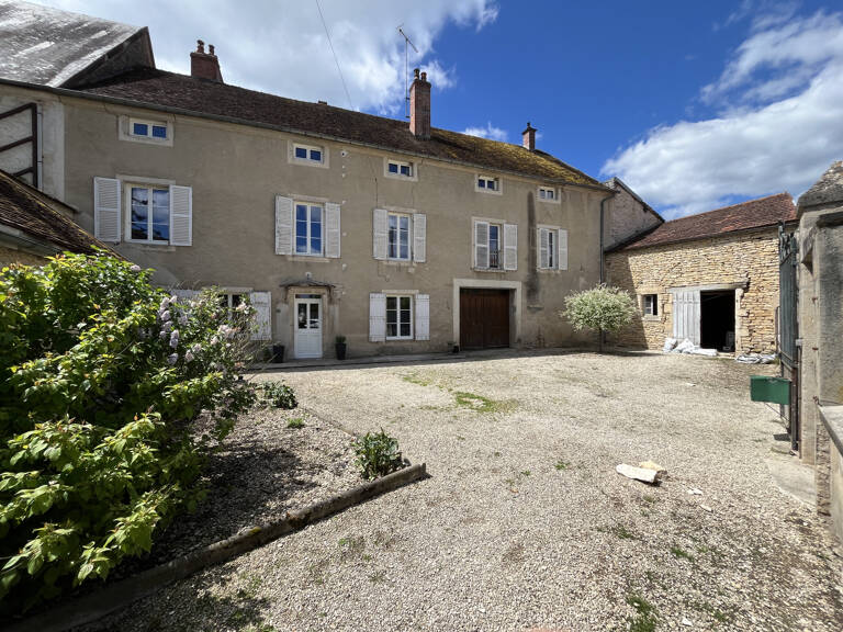 Belle demeure de 1900 proche de CHATILLON SUR SEINE(21) de 3 — photo 1