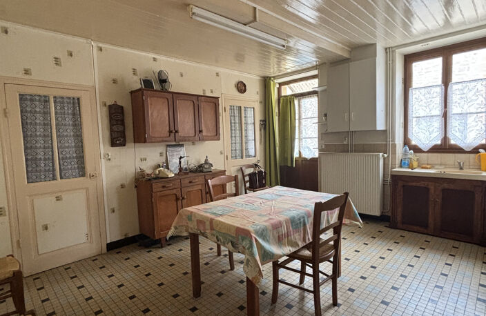 ETROCHEY ( 21) Maison de 100m2 avec petite cour proche de C — photo 3
