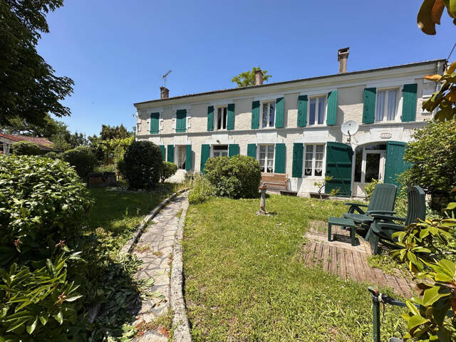 Maison de Village avec jardin — photo du bien