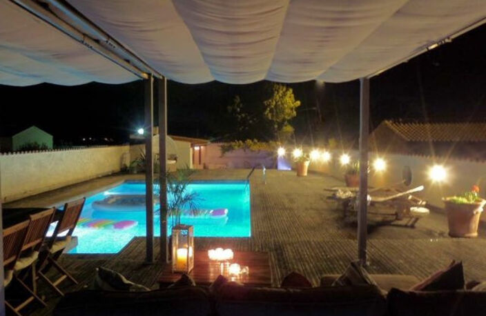 Maison de Village avec piscine et garages — photo 4