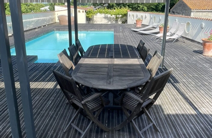 Maison de Village avec piscine et garages — photo 5