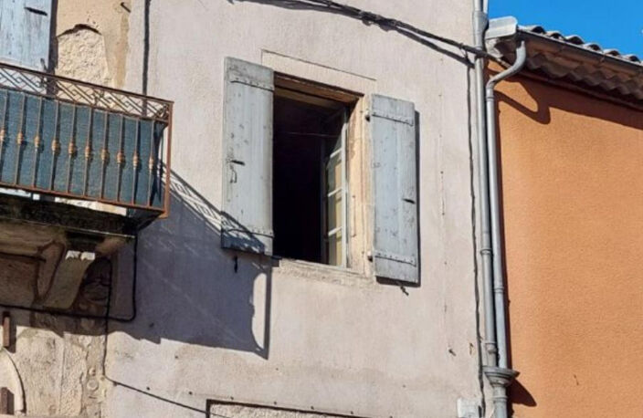 Maison de ville - à rénover - 100 m2 - mitoyenne - tout à l' — photo 5