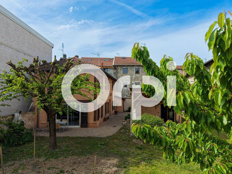 Maison individuelle 3 chambres hypercentre MIRIBEL calme et grand jardin — photo 1