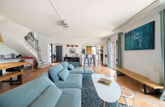 Référence : 7331-PAN - Vente maison 5 pièces de 130 m² à Puyricard — photo 5