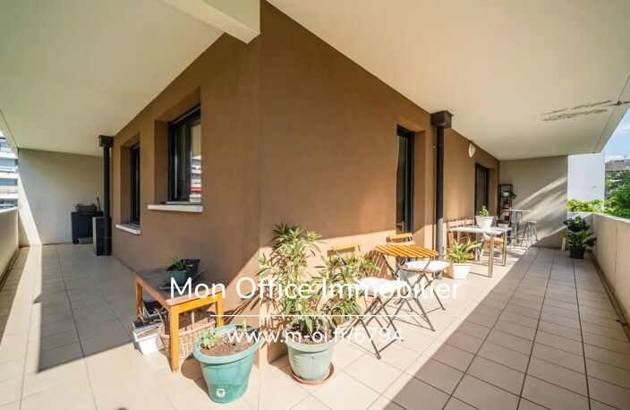Référence : 6794-TCA. - Appartement 3 pièces - terrasse de 30m2 - Parking de copropriété - Garage possible - à Annecy (74000) — photo 5