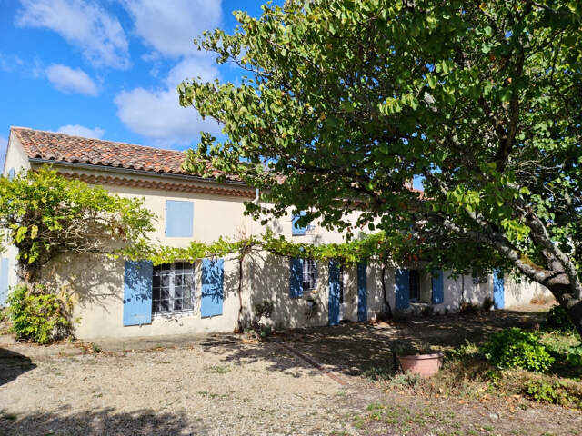 Maison 353 m2 sur terrain 4200 m2 — photo du bien