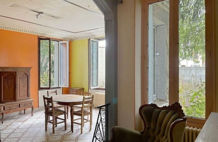 Maison de caractère à rénover ! — photo 3
