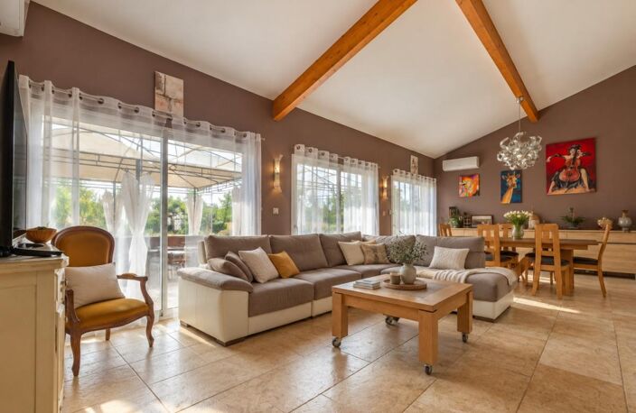 Maison à vendre 7 pièces VILLEFRANCHE SUR SAONE (69) — photo 5