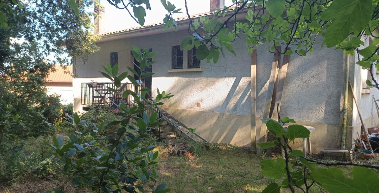 MAISON SUR SOUS SOL 3 CHAMBRES AVEC GARAGE , QUARTIER CALME — photo 1