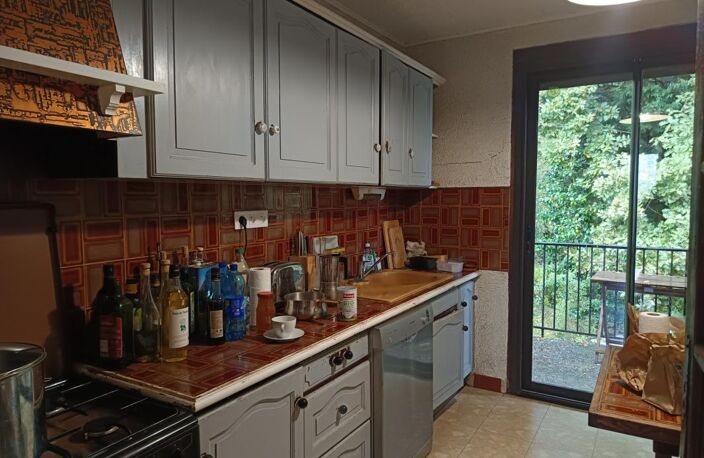 MAISON SUR SOUS SOL 3 CHAMBRES AVEC GARAGE , QUARTIER CALME — photo 4