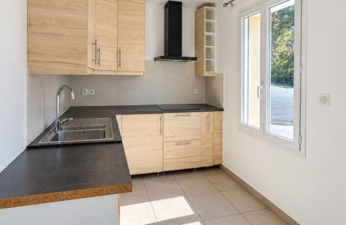 Maison à vendre 4 pièces FARGUES SAINT HILAIRE (33) — photo 5