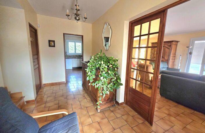 FOS-SUR-MER – Maison traditionnelle non mitoyenne avec piscine – 4 chambres — photo 4