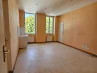 Maison de bourg avec grange et petit terrain – Besson (03) — photo 4
