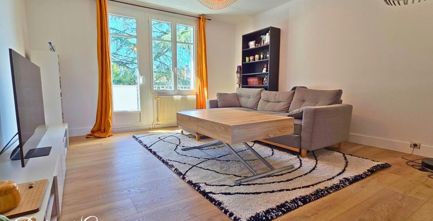 Appartement T3 lumineux au dernier étage – Billère — photo 1