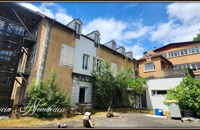 Immeubles au cœur d’un domaine de plus de 4 hectares – Secteur privilégié de Pau — photo 2