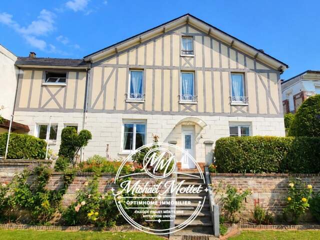Maison de caractère 115 m² – 4 chambres, jardin clos, double garage en cœur de Caudebec-en-Caux — photo du bien