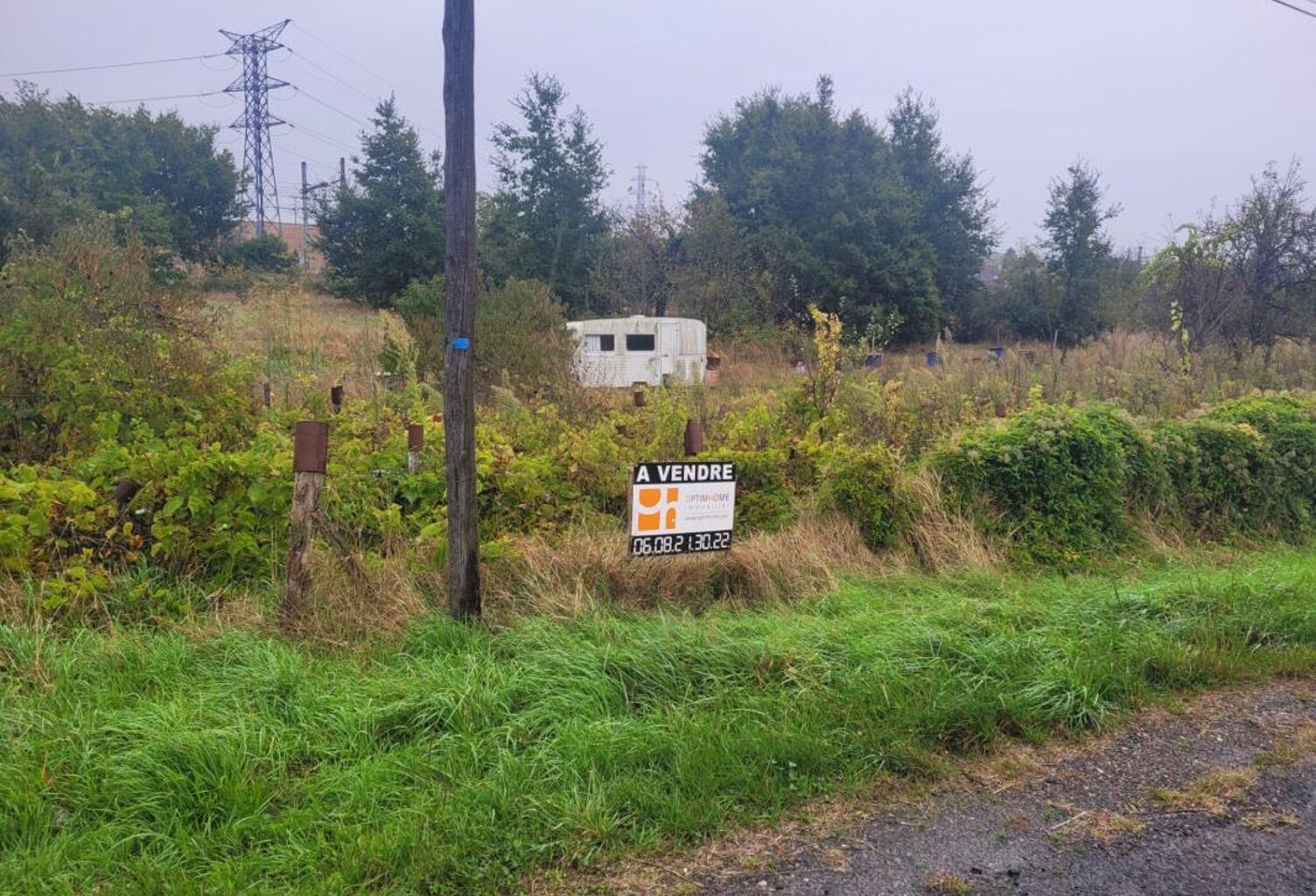 A Vendre - Terrain de loisir de 1 951,00 m² avec un puits - LES ORMES (86220) — photo 1
