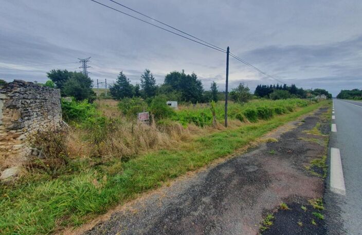 A Vendre - Terrain de loisir de 1 951,00 m² avec un puits - LES ORMES (86220) — photo 3