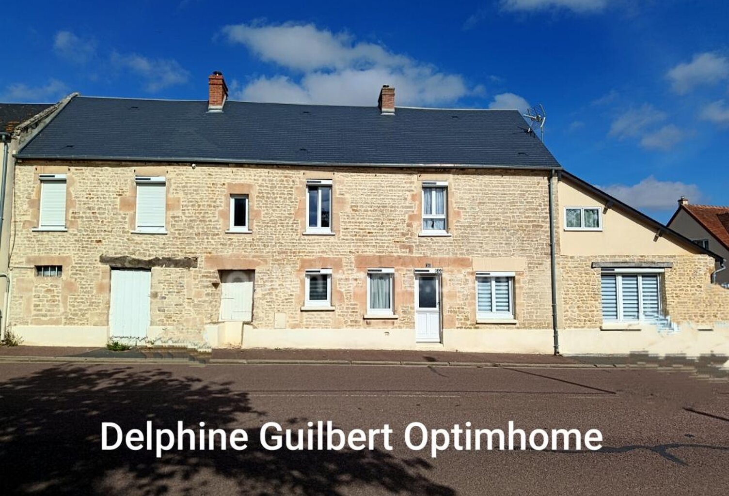 LONGÈRE EN PIERRE DE CARACTÈRE – 222 M² – 5 CHAMBRES – 140 M² DE DÉPENDANCES – TERRAIN 1 500 M² VAL D’ARRY (14210) – À proximité de Caen — photo 1