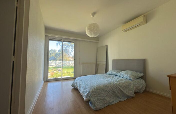 Maison 300 m² 9 piéces avec jardin secteur condat LIBOURNE (33) — photo 5