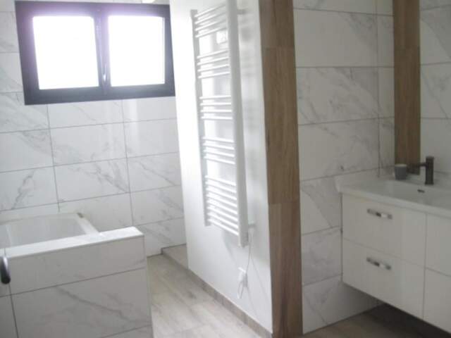 Maison à vendre 4 pièces LEZOUX (63) — photo du bien