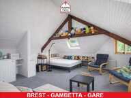 FINISTERE - Brest (29200) - A VENDRE - MAISON DE CHARME DES ANNEES 30 DE 150 M² AVEC JARDIN CLOS ET GARAGE - 4 CHAMBRES - RENOVATION DE 2019  - VUE MER - RARE — photo 4