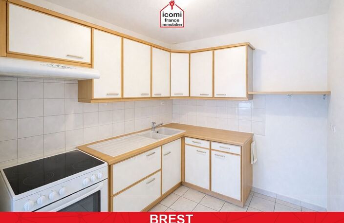 FINISTERE - Brest (29200) - A VENDRE - APPARTEMENT 42M² - 1 CHAMBRE -  - BOURG DE LAMBEZELEC - ASCENSEUR - PROCHE COMMERCES — photo 3