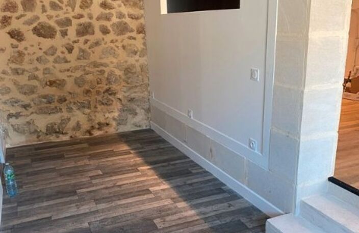 T2 — photo 2