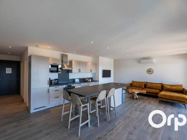 Mini-villa avec piscine - 3 Chambres — photo du bien