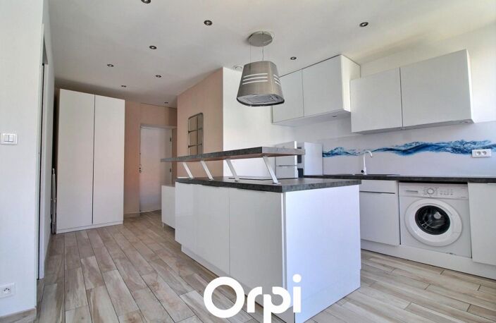 Appartement À Louer — photo 2