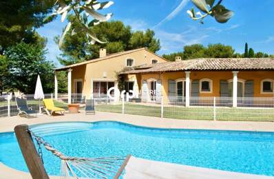 Villa 6 pièce(s) 250 m² avec piscine — photo du bien