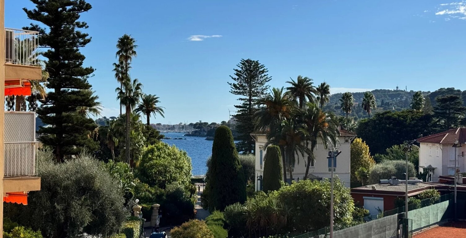 Centre - Grand Studio - Terrasse 12M2 - Vue mer — photo 1
