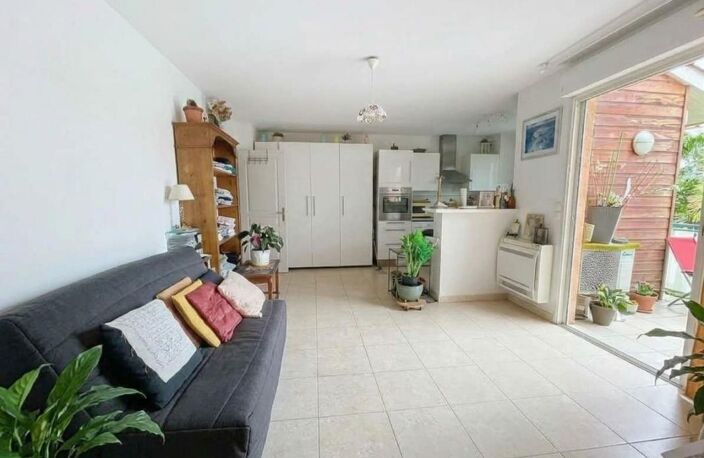 Appartement À Vendre — photo 2