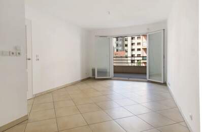 Nice Riquier : 2 pièces avec terrasse — photo du bien