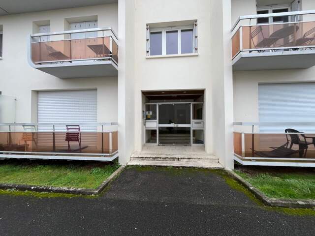 Appartement À Louer — photo du bien