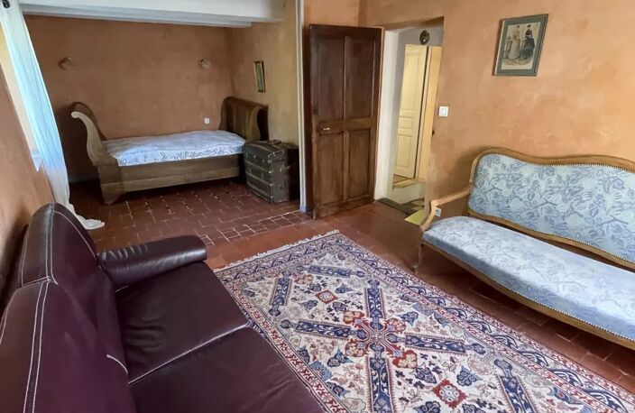 A VENDRE - Charmante maison de village en viager - à ST CHRISTOL — photo 3