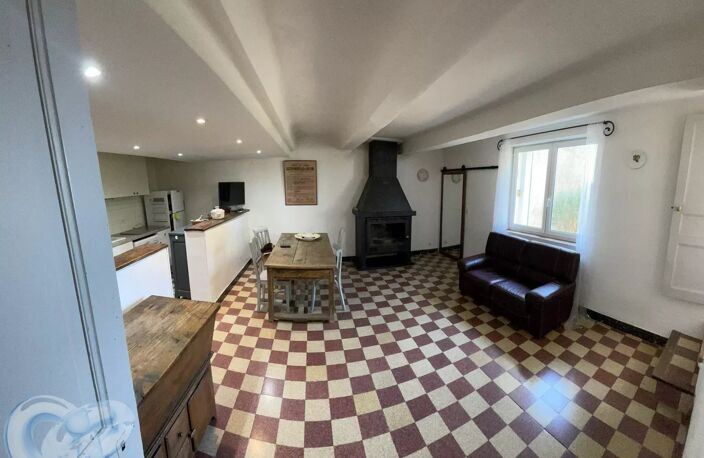 A VENDRE - Charmante maison de village en viager - à ST CHRISTOL — photo 5