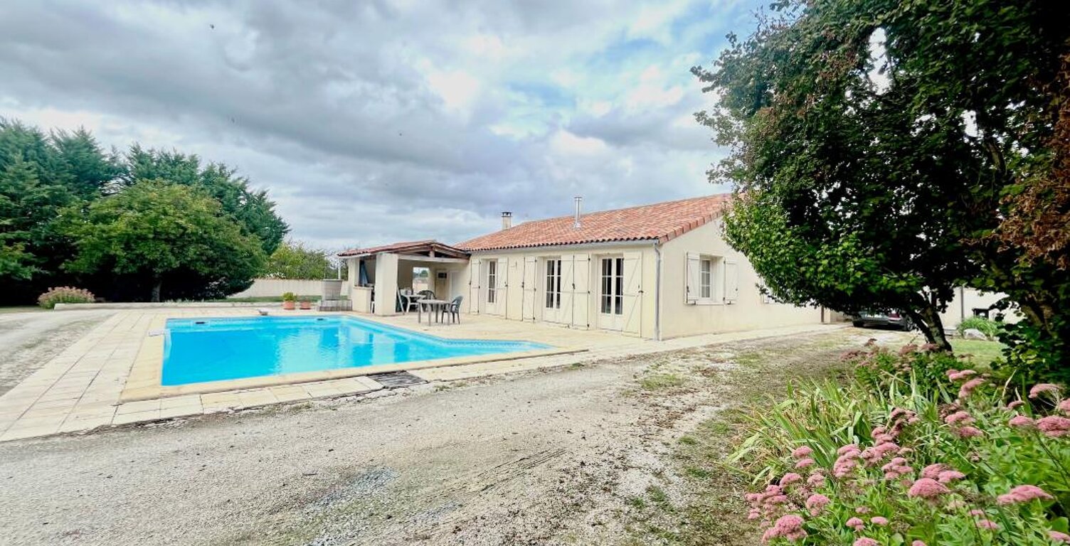 Maison 155 m² - Courcoury — photo 1