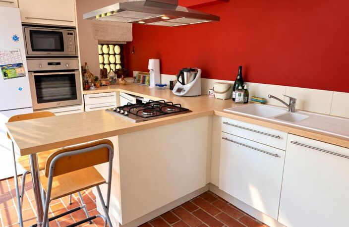 Maison À Vendre ARCES SUR GIRONDE 6 pièces avec Piscine — photo 3