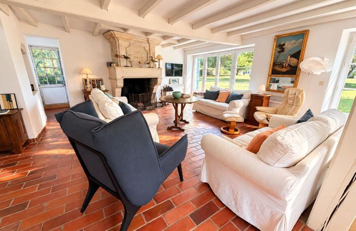 Maison À Vendre ARCES SUR GIRONDE 6 pièces avec Piscine — photo 4