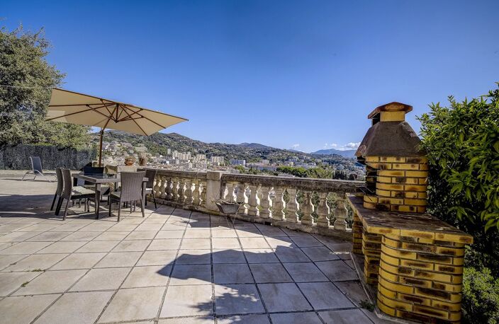 Maison de Charme à Nice avec Vue Panoramique — photo 3