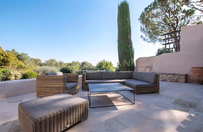 Villa dans un domaine prestigieux près du village de Valbonne — photo 2