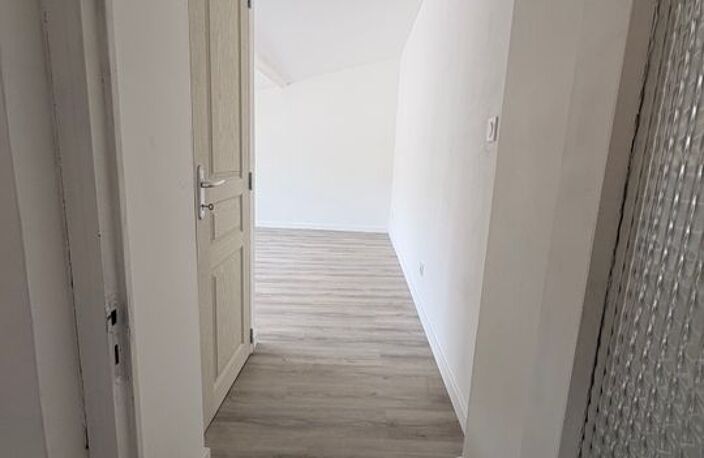 Appartement de 54m2 à louer sur Saint-Saturnin-lès-Avignon — photo 4