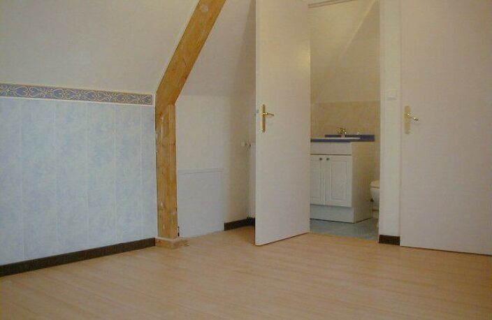Maison de 60m2 à louer sur Saint-Germain-du-Bel-Air — photo 4